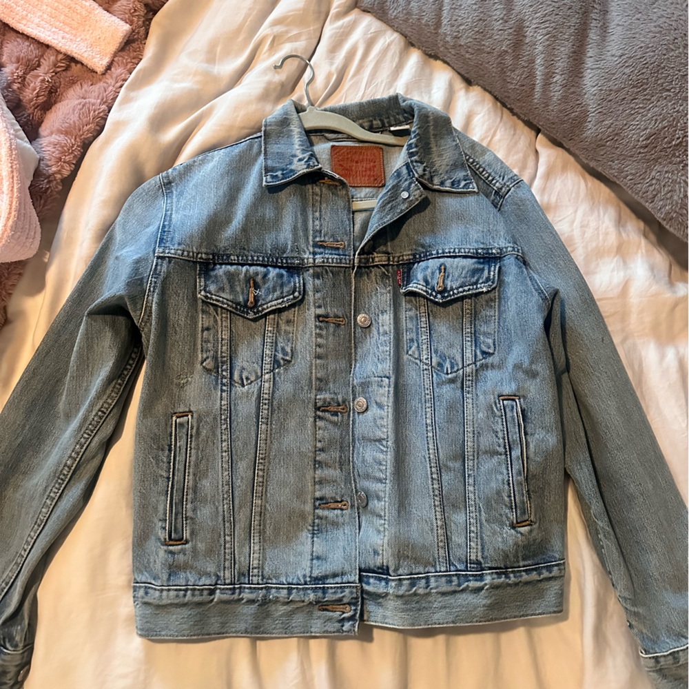 Levi Jean Jacket!